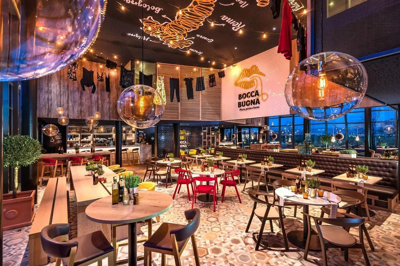 Radisson Hotel Zurich Airport Rümlang 4*,  Ελβετία