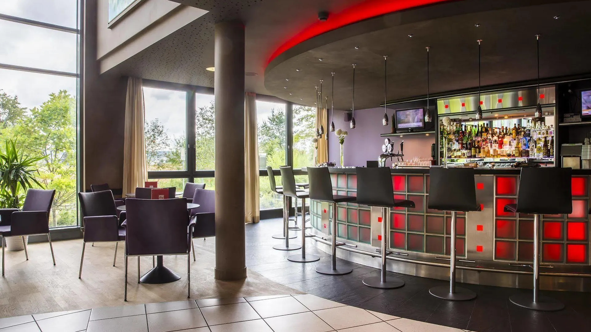 Radisson Hotel Zurich Airport Rümlang 4*,